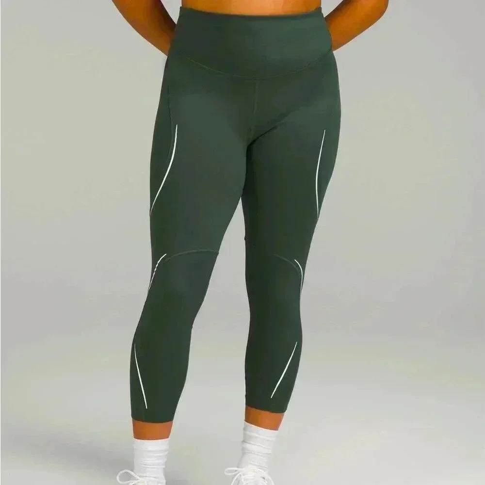 Lululemon Base Pace High-Rise Reflective Tight 25" in Smoked Spruce